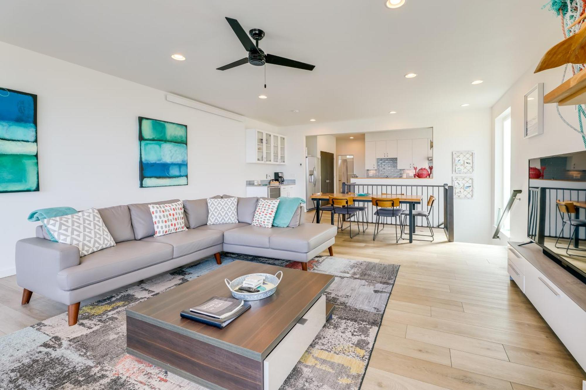 Scenic Depoe Bay Townhome With Deck Less Than 1 Mi To Parks! Екстер'єр фото